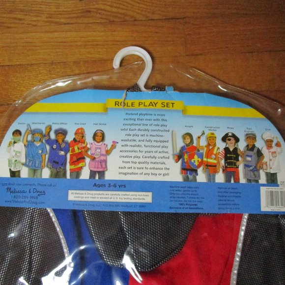 MELISSA AND DOUG KNIGHT ROLE PLAY SET -MISSING SWORD AND SHIELD- - Picture 3 of 4